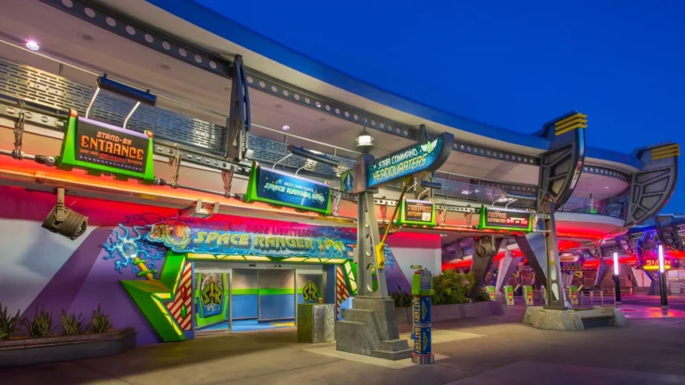 disney buzz lightyears space ranger spin 768x432